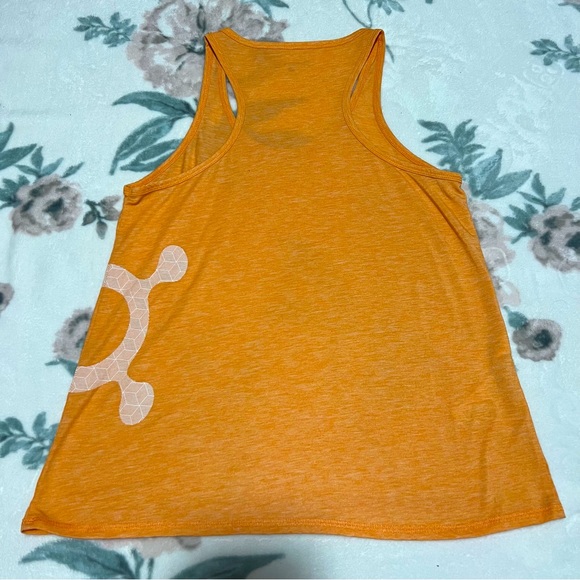 OrangeTheory tank - Picture 3 of 4